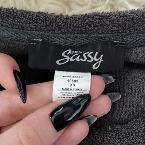 Ever…Sassy top - Picture 4 of 7